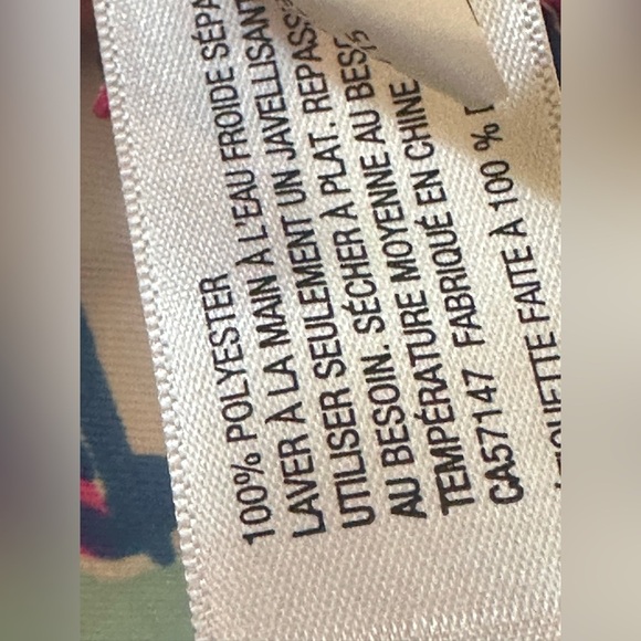 Lilly Pulitzer Scarf 27”x27” Pink Blue Paisley Shell Square Polyester - Picture 6 of 8